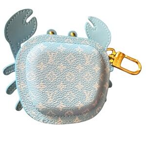 Fashion Lux Monogram Crab Charm y Purse